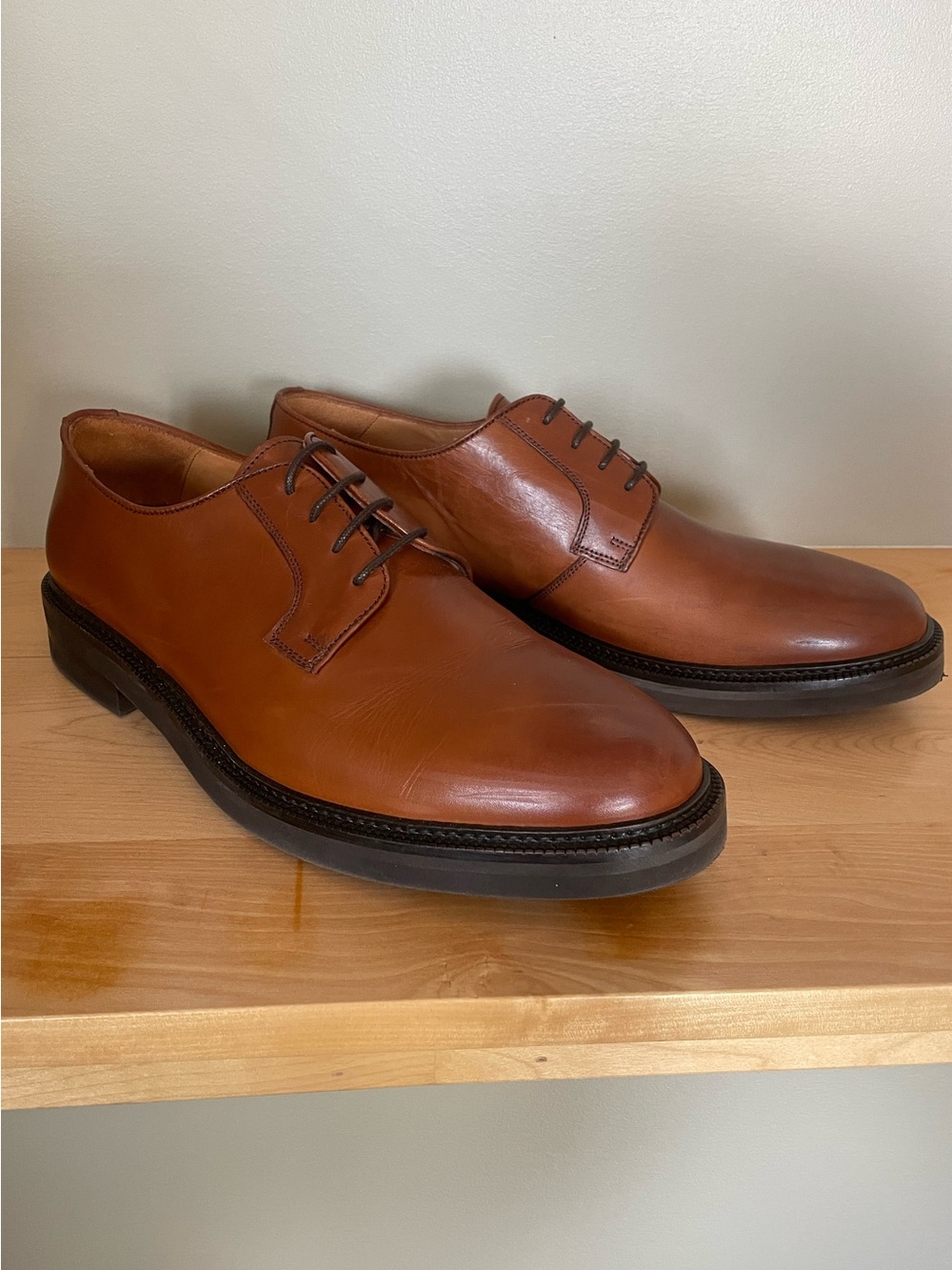 Banana Republic Men's Leather Lace Up Derby Shoes